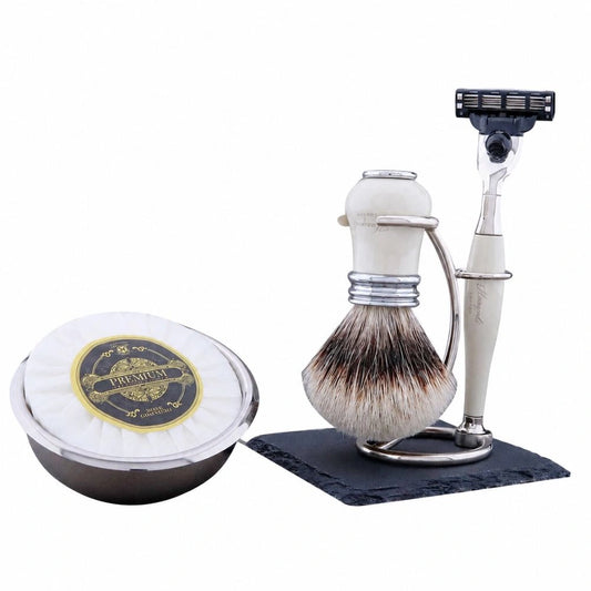 Haryali's Lille Assortiment Silvertip Dassengaar Scheerset