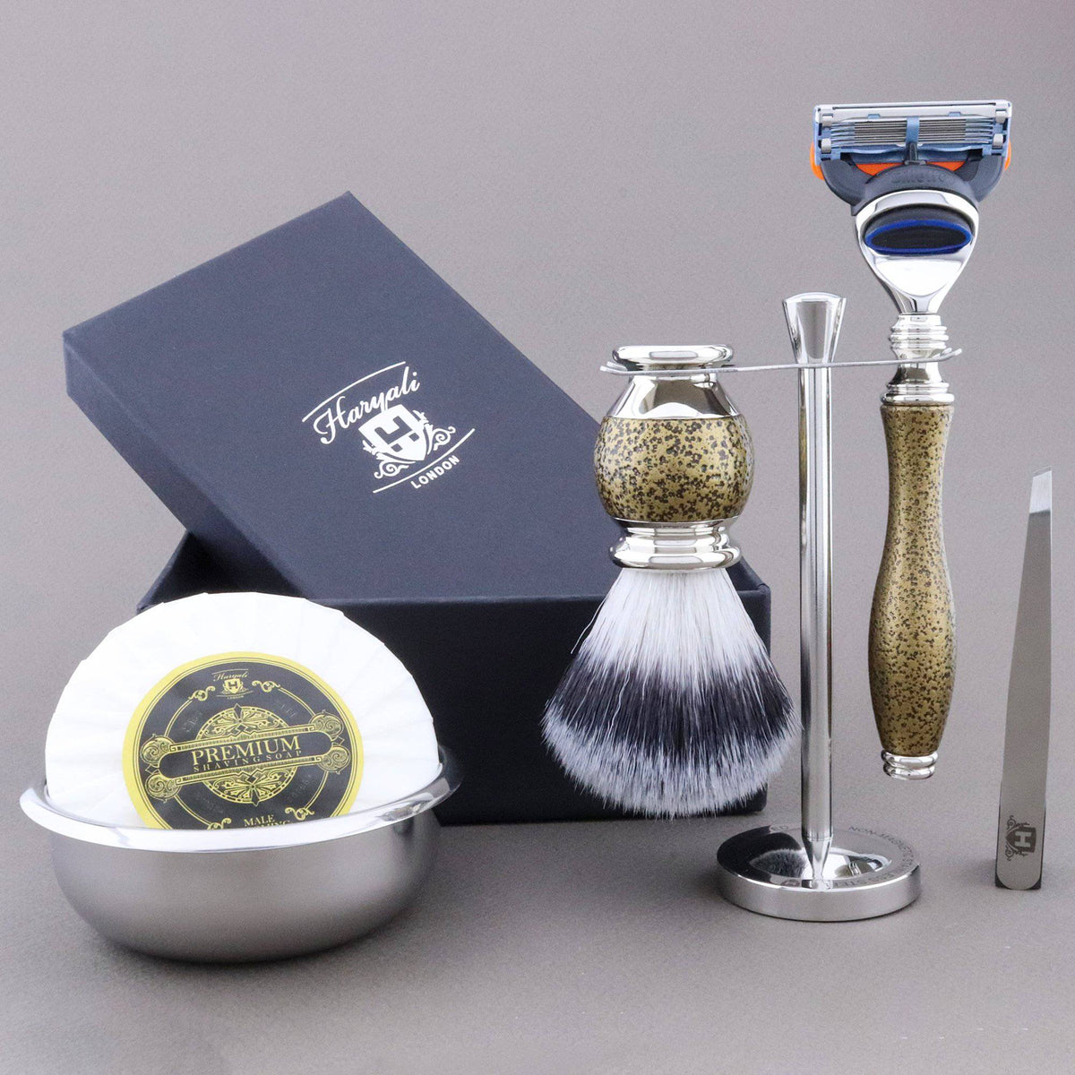 Haryali's Heritage Range Shaving Kit - HARYALI LONDON