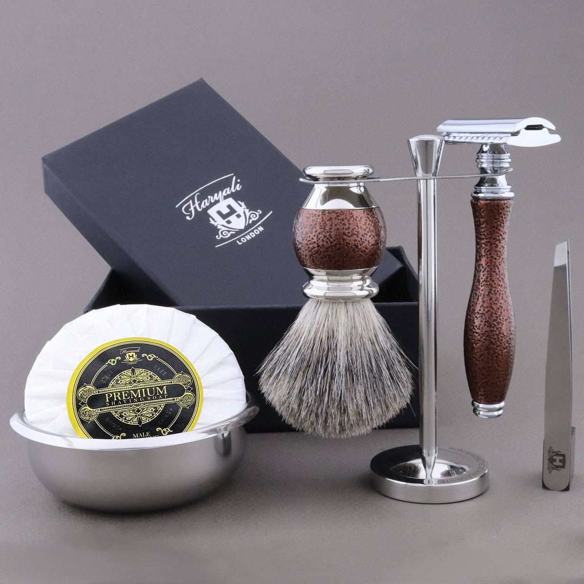 Haryali's Heritage Range Shaving Kit - HARYALI LONDON
